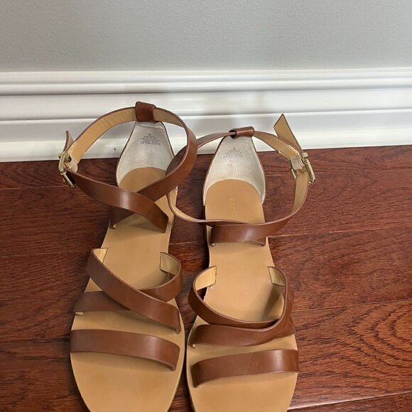 Express Brown Ankle Strap Flat Sandals Size 9 EUC - Picture 2 of 3